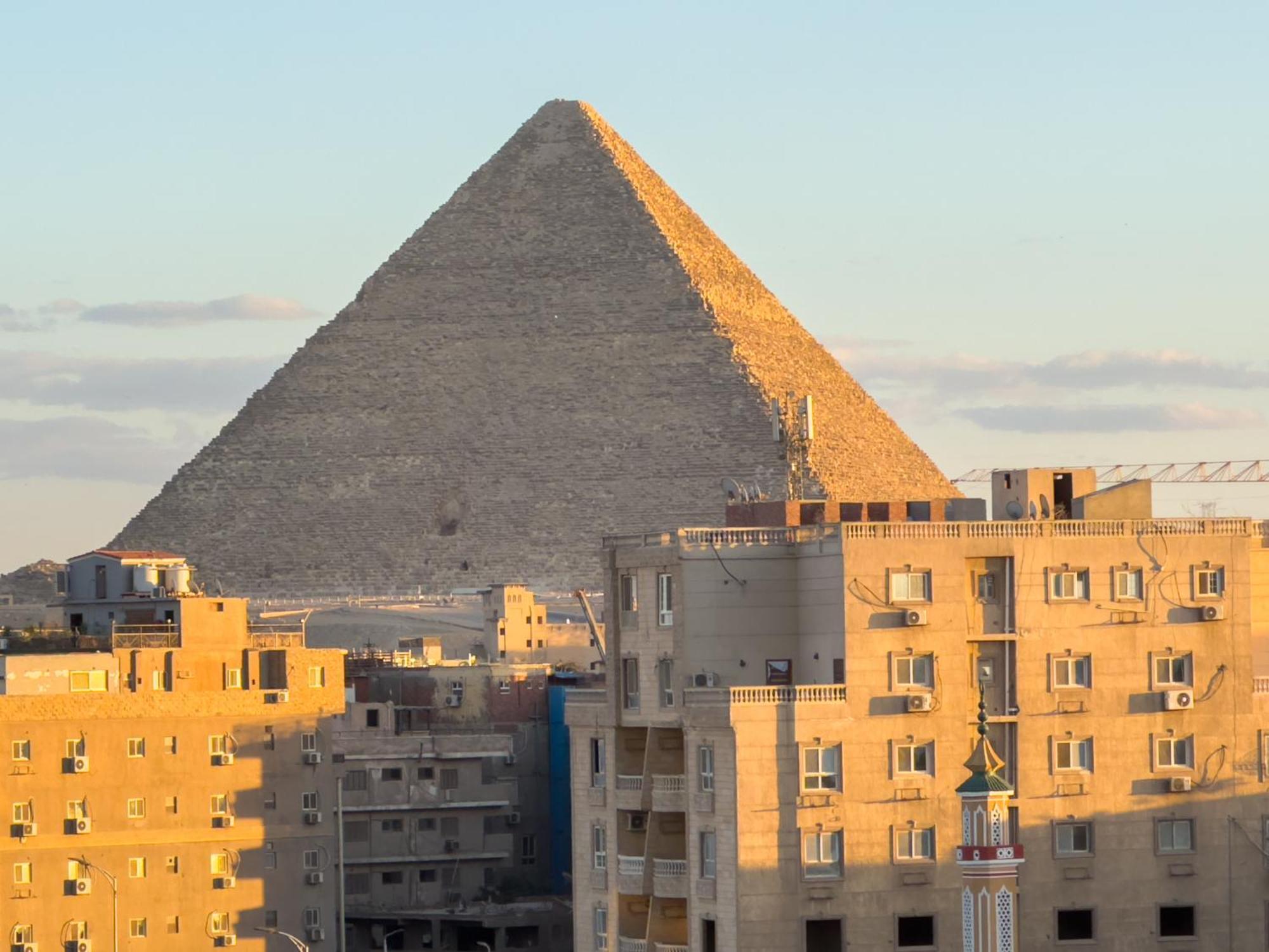 Royal Crown Hotel Giza Pyramids View Kafrat al Jabal Exterior photo