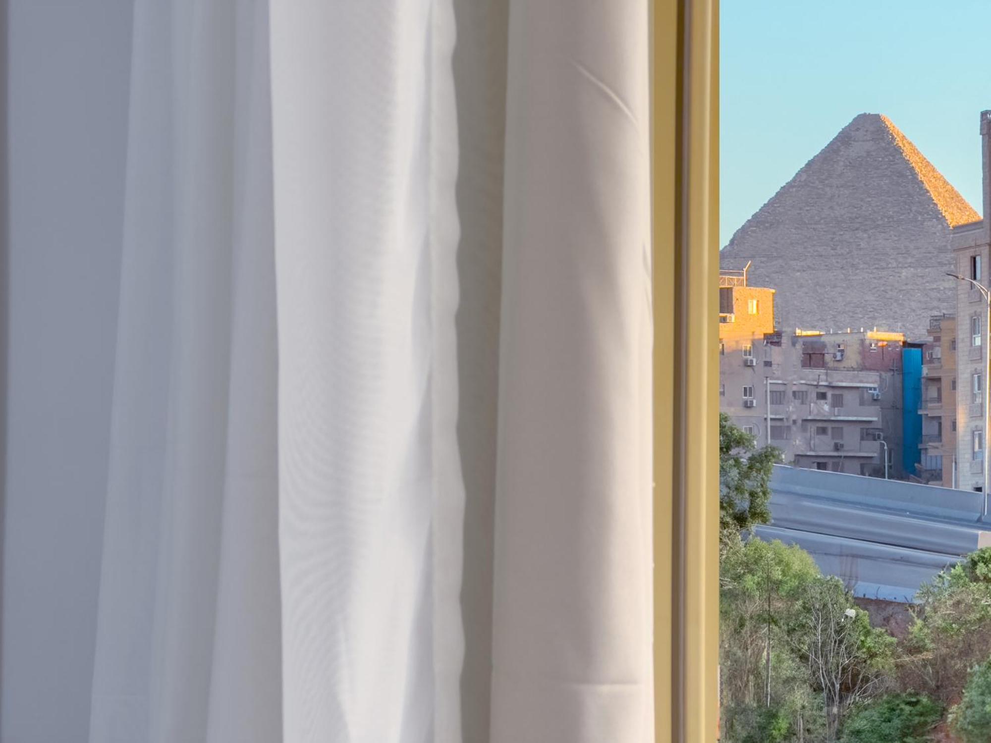 Royal Crown Hotel Giza Pyramids View Kafrat al Jabal Exterior photo